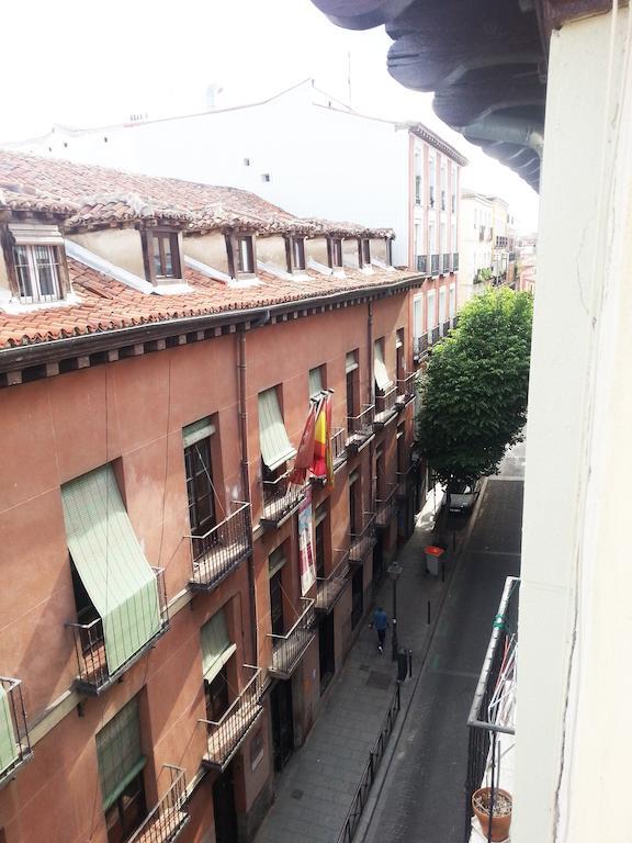 Olmorooms Madrid Exterior photo