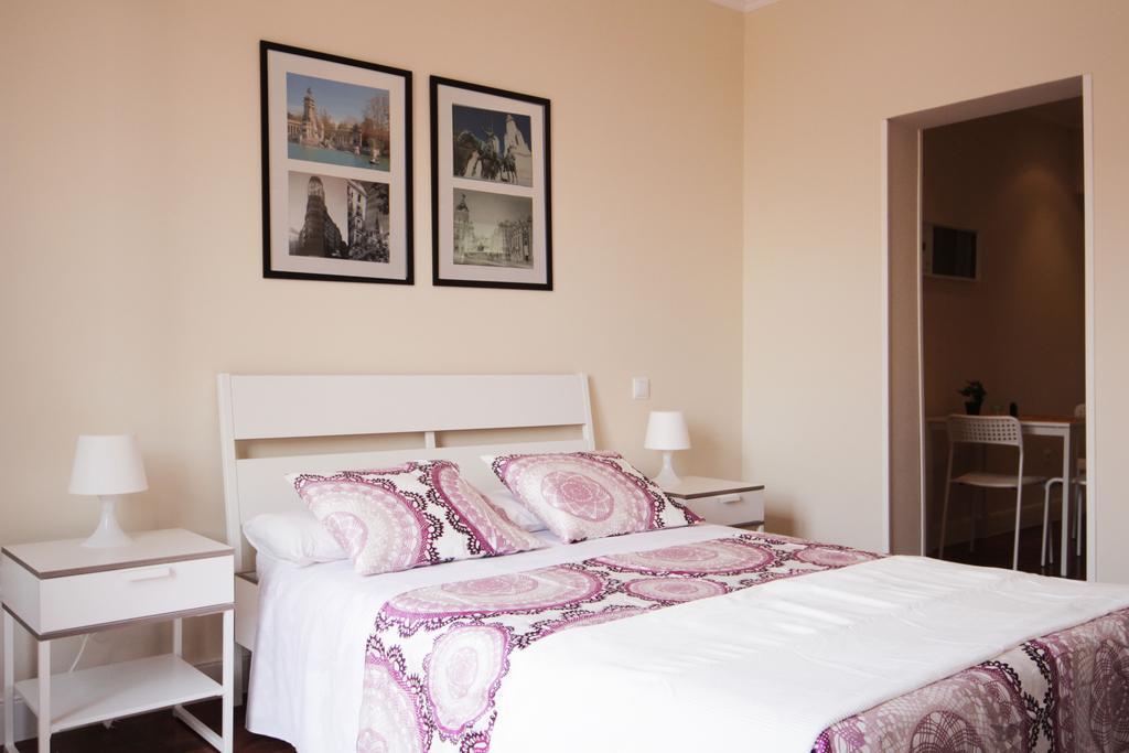 Olmorooms Madrid Room photo
